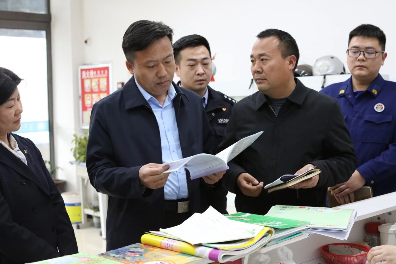 專1圖2.jpg